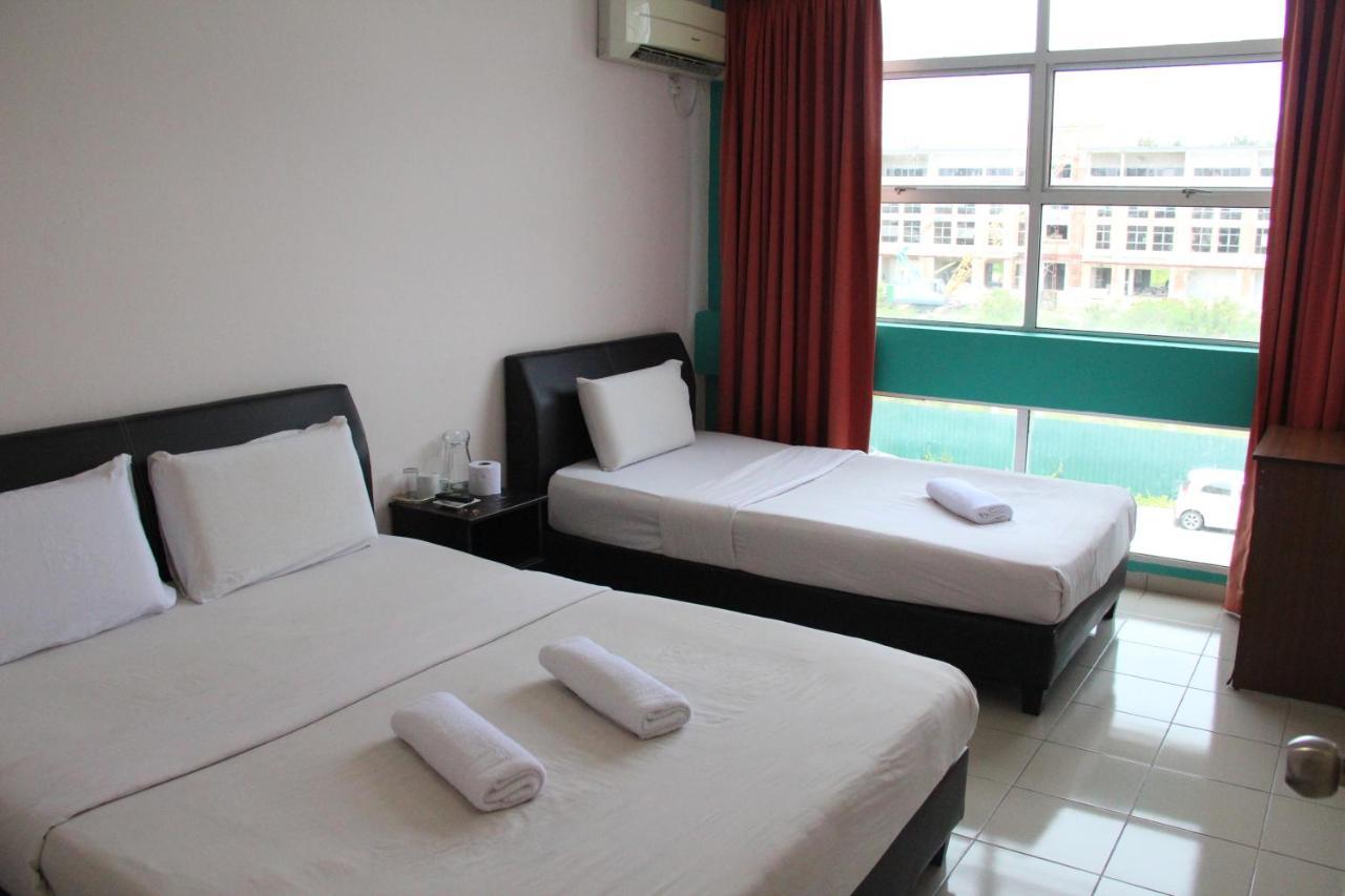 Venice Inn Miri Ngoại thất bức ảnh